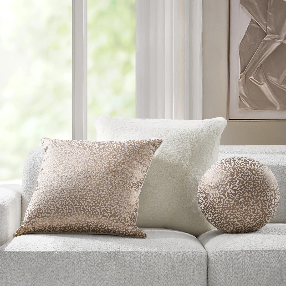 Nouvel Pillow 22" - Ivory/Gold